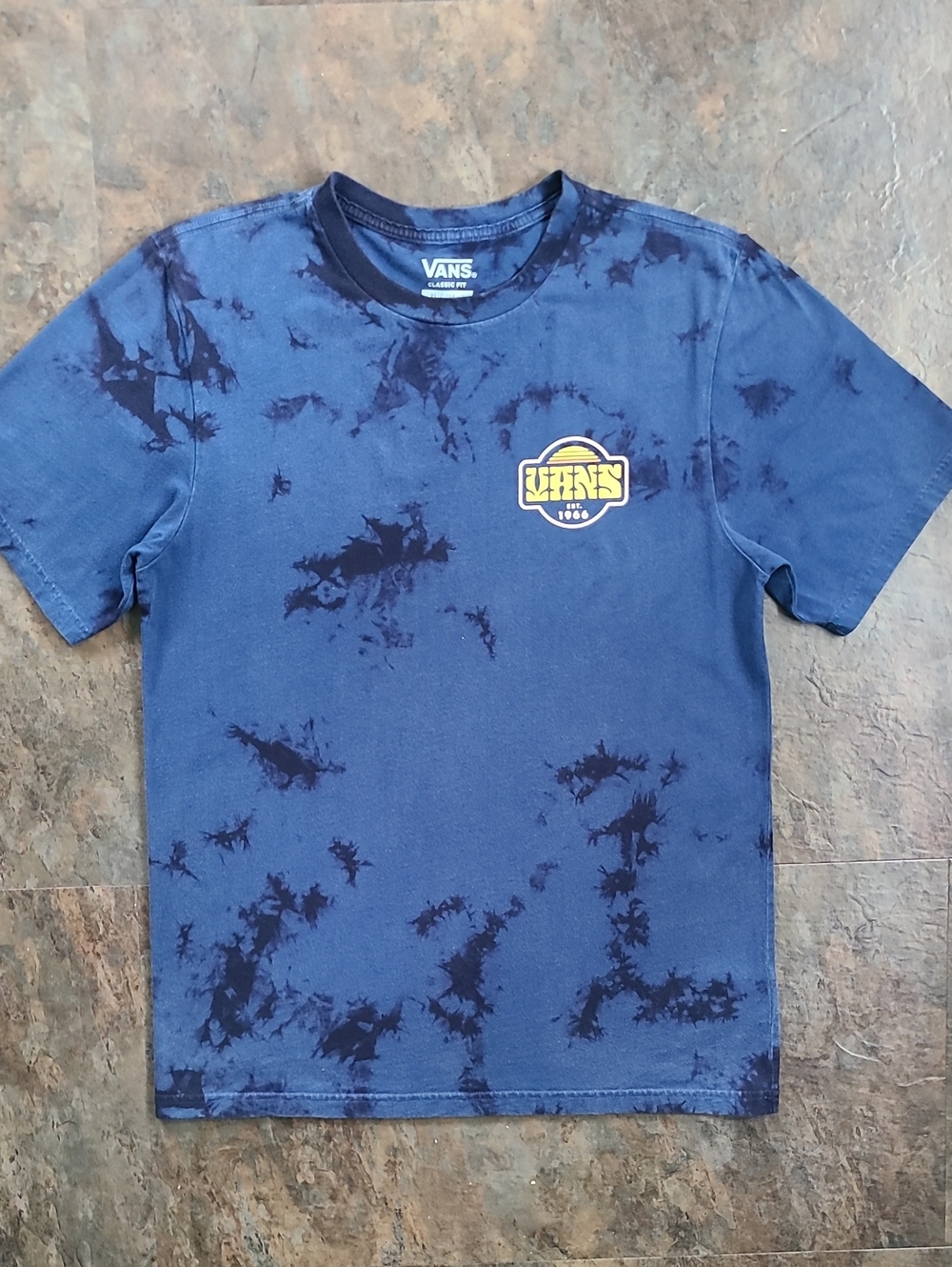 Size 14 kids Vans t-shirt